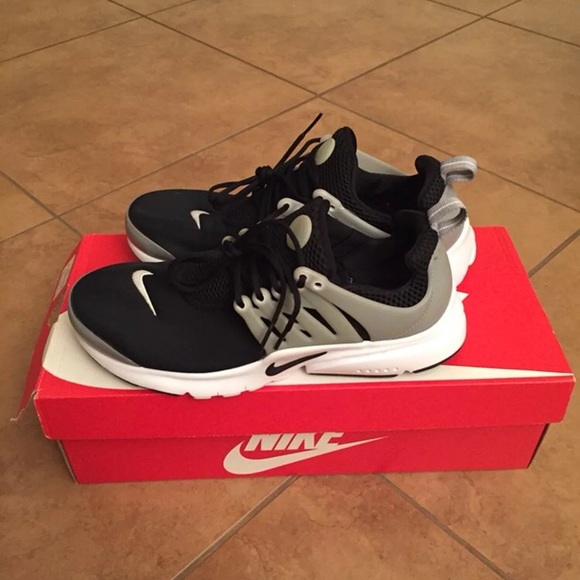 Nike Shoes - Nike Presto